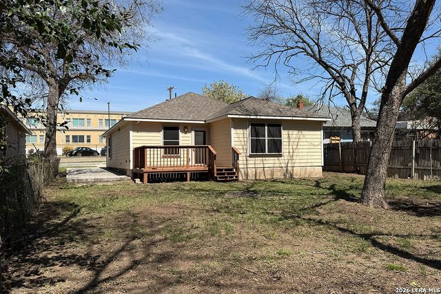 220 Hansford St, San Antonio, TX 78210