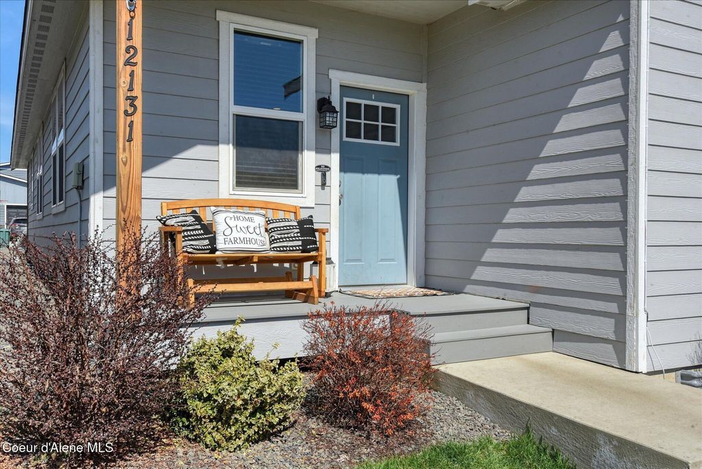 12131 W Moorfield AVE, Post Falls, ID 83854 photo 2