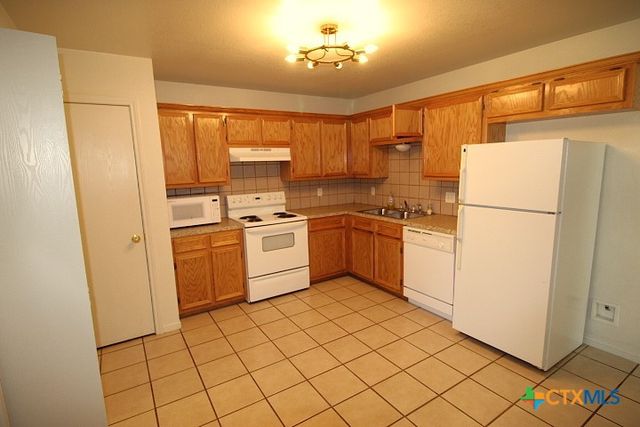 4107 Primrose Drive B, Copperas Cove, TX 76522