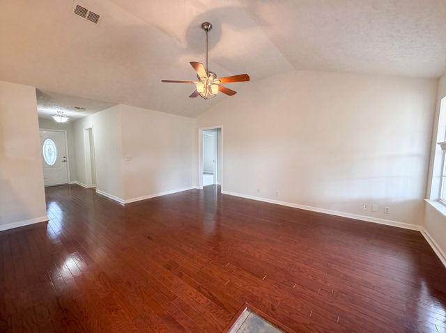 1971 Odessa Ave, Murfreesboro, TN 37128