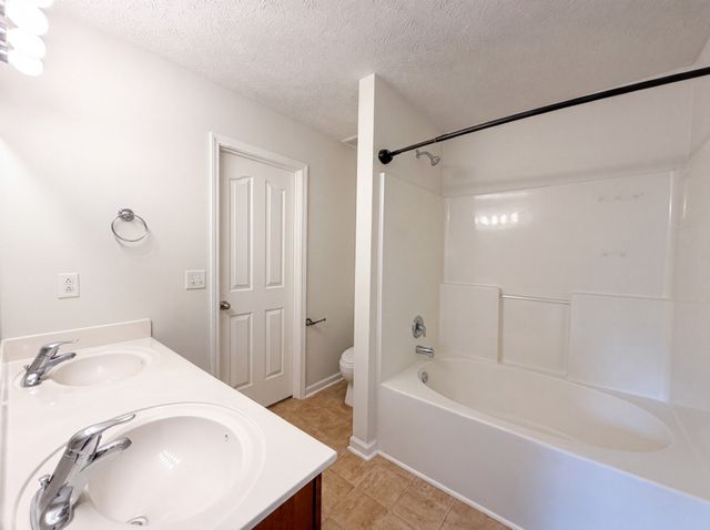 1971 Odessa Ave, Murfreesboro, TN 37128