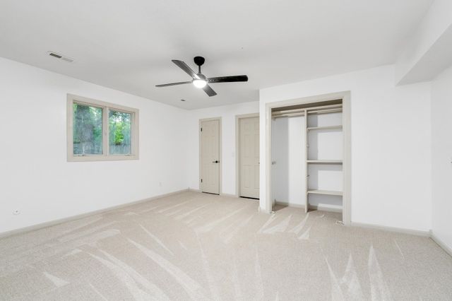 218 W Aaron Dr, Andover, KS 67002