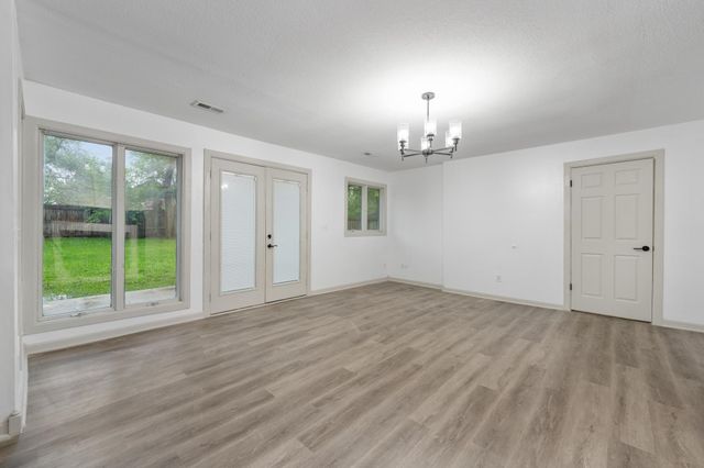 218 W Aaron Dr, Andover, KS 67002