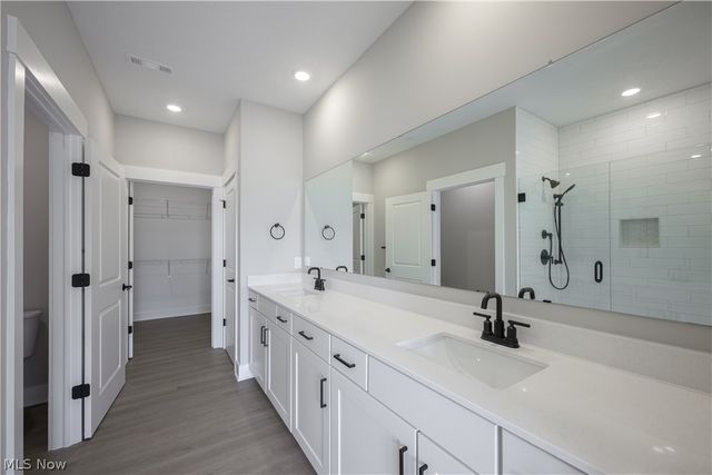773 Rock Harbor, Avon Lake, OH 44012
