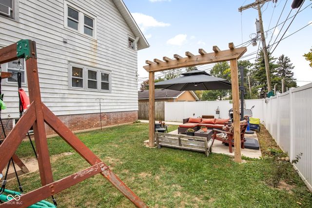 315 W Washington Street, Tipton, IN 46072