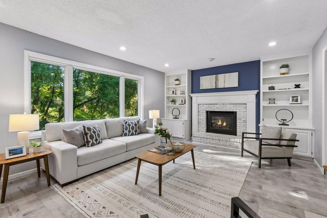4747 Burr Oak Street, Eagan, MN 55122
