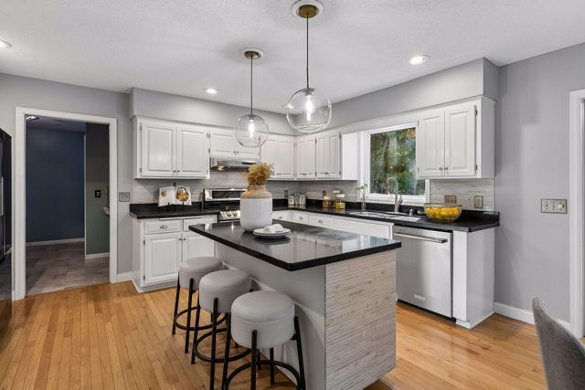 4747 Burr Oak Street, Eagan, MN 55122