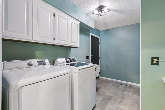 4747 Burr Oak Street, Eagan, MN 55122