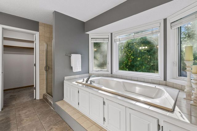 4747 Burr Oak Street, Eagan, MN 55122