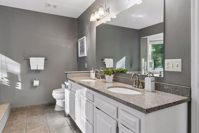 4747 Burr Oak Street, Eagan, MN 55122