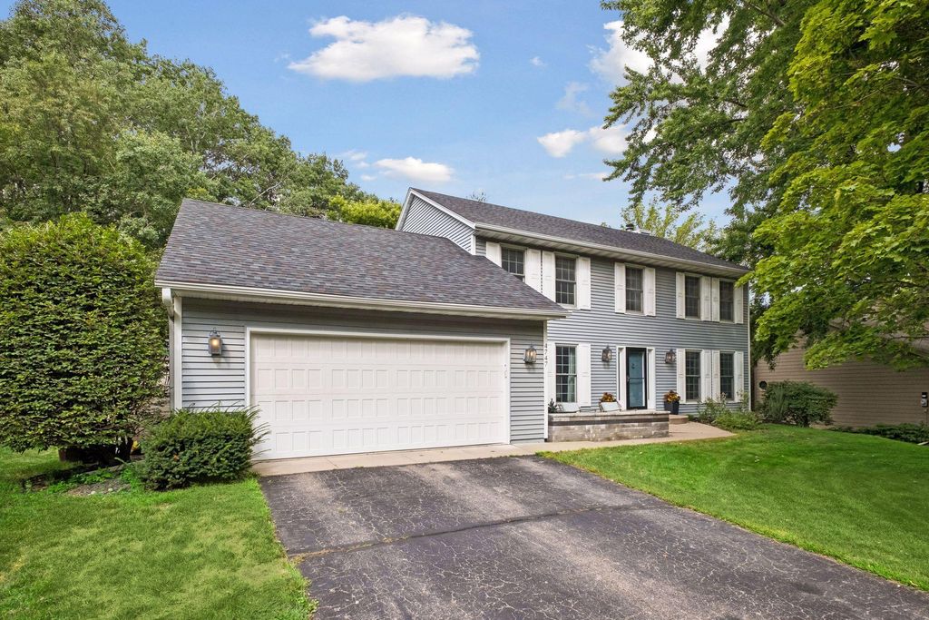 4747 Burr Oak Street, Eagan, MN 55122 — photo 2