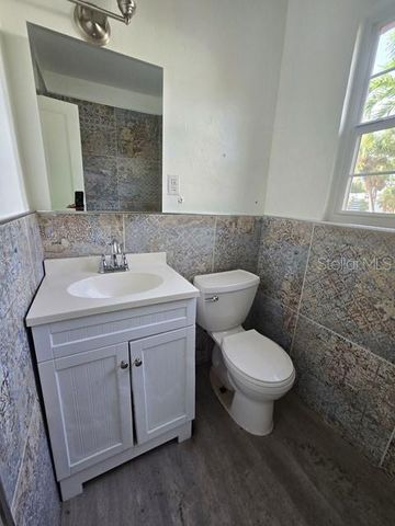 3615 HIGEL AVENUE, Sarasota, FL 34242