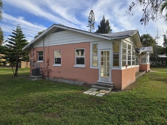 3615 HIGEL AVENUE, Sarasota, FL 34242