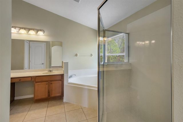 12608 IRIS LAKE DRIVE, Orlando, FL 32824