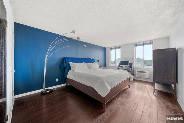 160 Overlook Avenue 2C, Hackensack, NJ 07601