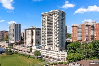 160 Overlook Avenue 2C, Hackensack, NJ 07601
