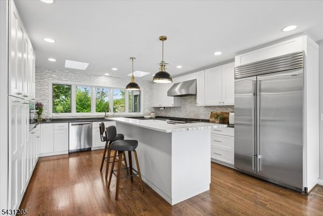 39 Eagle Nest Rd, Morris Twp., NJ 07960