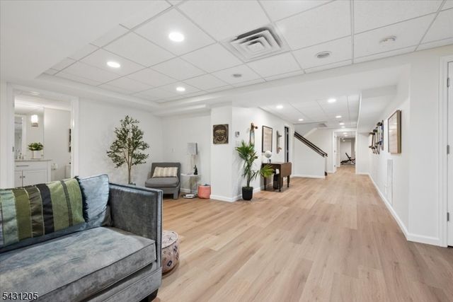 39 Eagle Nest Rd, Morris Twp., NJ 07960