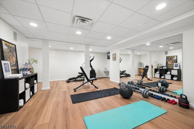 39 Eagle Nest Rd, Morris Twp., NJ 07960