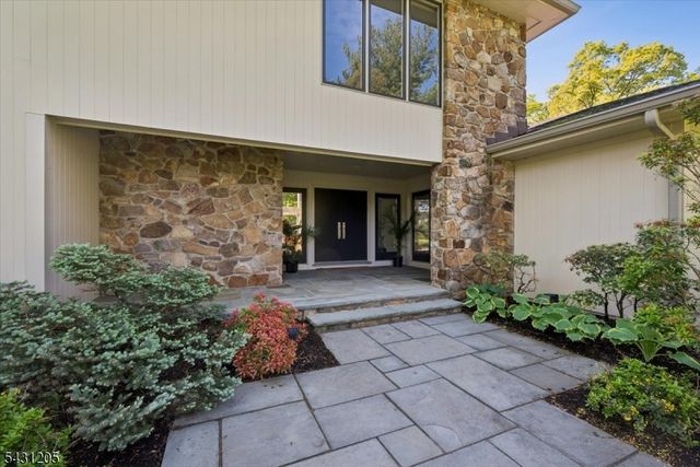 39 Eagle Nest Rd, Morris Twp., NJ 07960