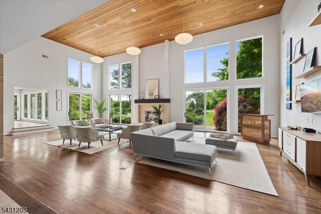 39 Eagle Nest Rd, Morris Twp., NJ 07960