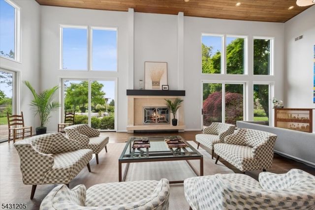 39 Eagle Nest Rd, Morris Twp., NJ 07960