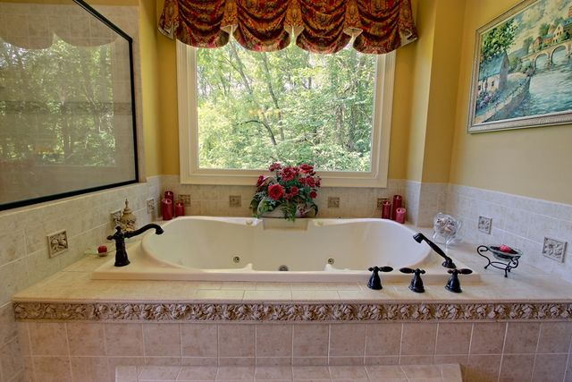 299 Old Homestead Lane, Hayesville, NC 28904