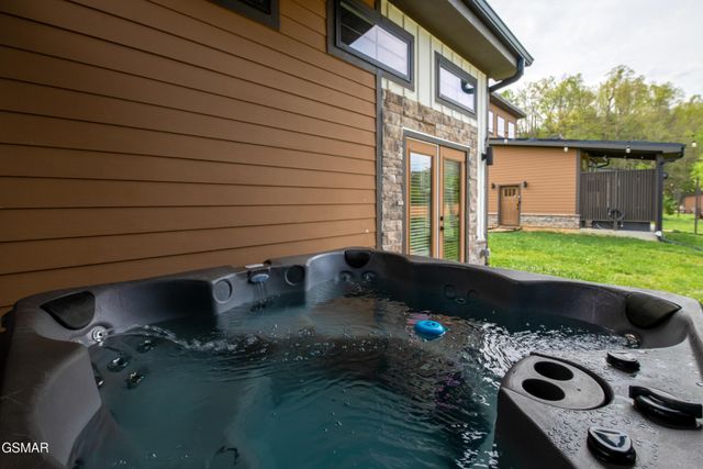 984 Goose Gap Road # 9, Sevierville, TN 37876
