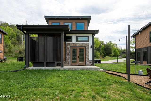 984 Goose Gap Road # 9, Sevierville, TN 37876