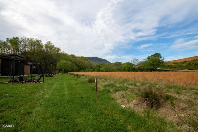 984 Goose Gap Road # 9, Sevierville, TN 37876