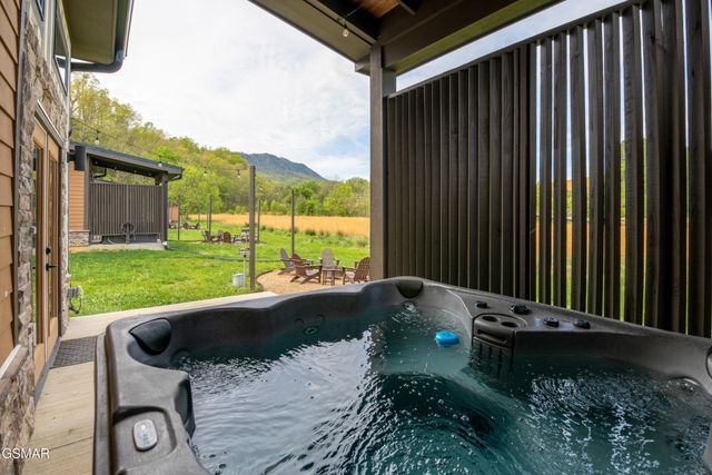 984 Goose Gap Road # 9, Sevierville, TN 37876