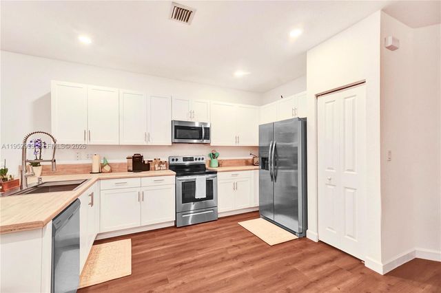 13371 SW 287th Ter, Homestead, FL 33033