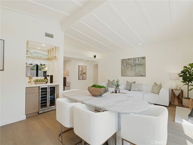 17156 Bullock, Encino, CA 91316