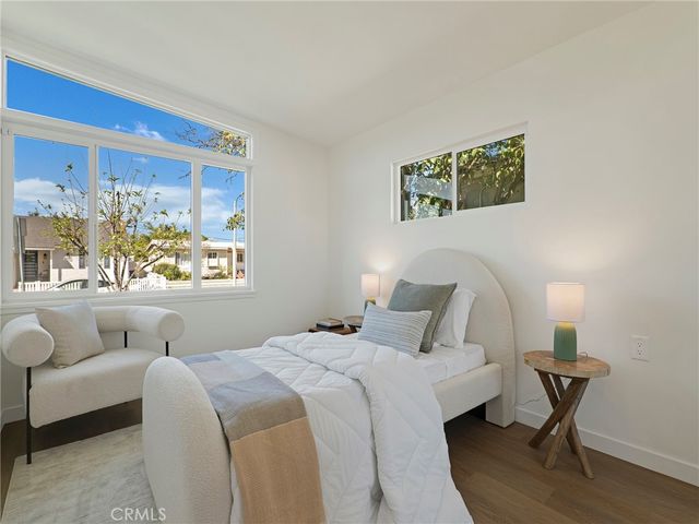 17156 Bullock, Encino, CA 91316