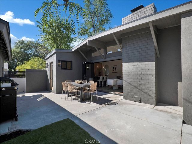 17156 Bullock, Encino, CA 91316