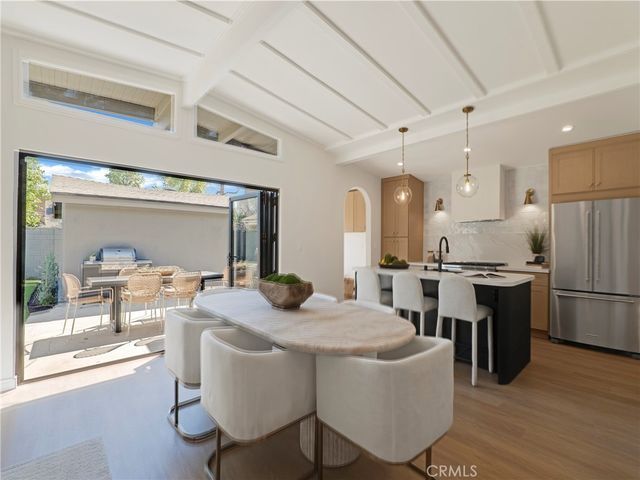 17156 Bullock, Encino, CA 91316