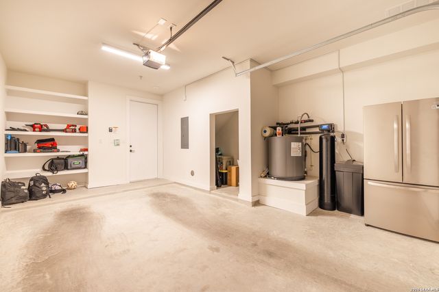 719 E Locust St Unit 4110, San Antonio, TX 78212