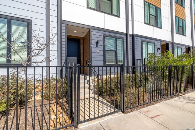 719 E Locust St Unit 4110, San Antonio, TX 78212