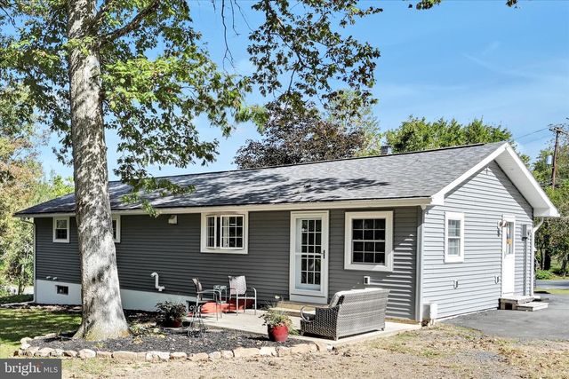 430 MOHAVE DR, Auburn, PA 17922