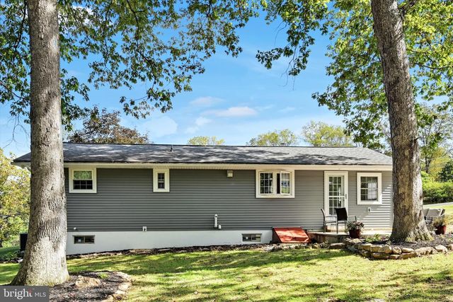 430 MOHAVE DR, Auburn, PA 17922