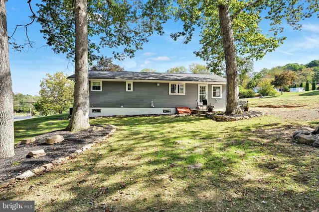 430 MOHAVE DR, Auburn, PA 17922