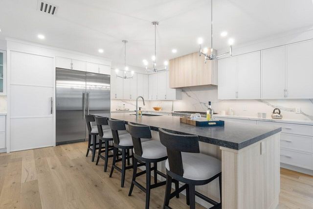 735 SE 4th Avenue, Delray Beach, FL 33483