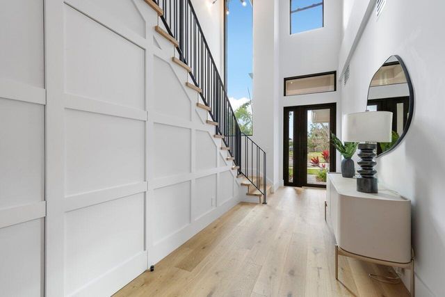 735 SE 4th Avenue, Delray Beach, FL 33483