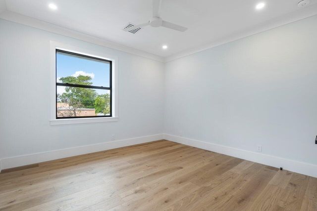 735 SE 4th Avenue, Delray Beach, FL 33483