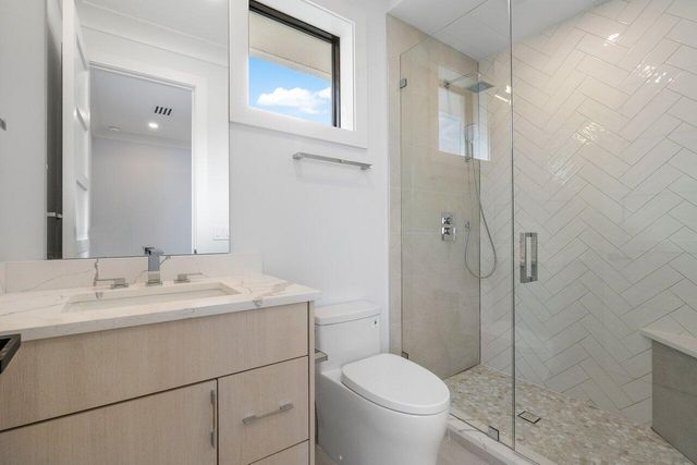 735 SE 4th Avenue, Delray Beach, FL 33483