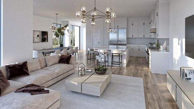 735 SE 4th Avenue, Delray Beach, FL 33483