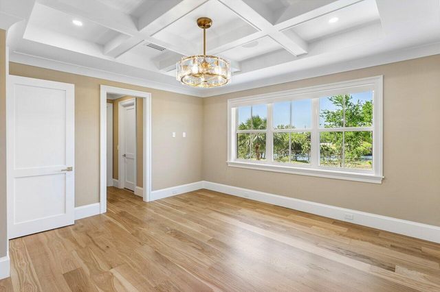 735 SE 4th Avenue, Delray Beach, FL 33483