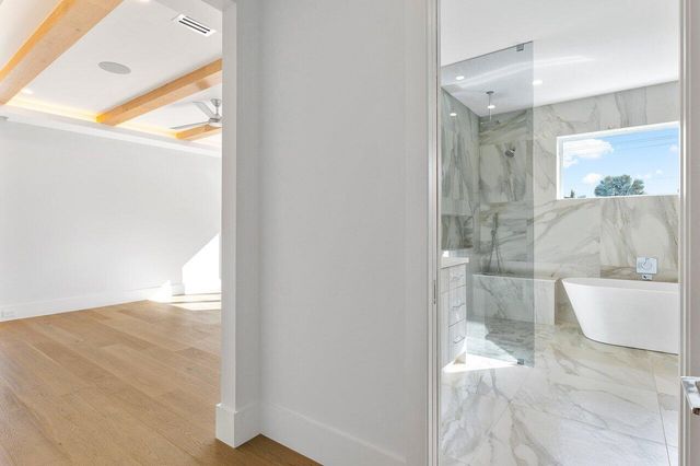 735 SE 4th Avenue, Delray Beach, FL 33483