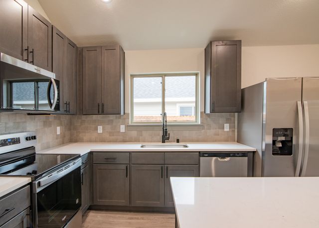 13565 Bonanza Circle, Cresson, TX 76035