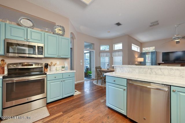 1571 BLUE HERON Lane, Jacksonville Beach, FL 32250